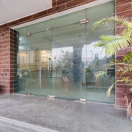 Super Townhouse Sector 38 Gurgaon Near Medanta Hotel ภายนอก รูปภาพ